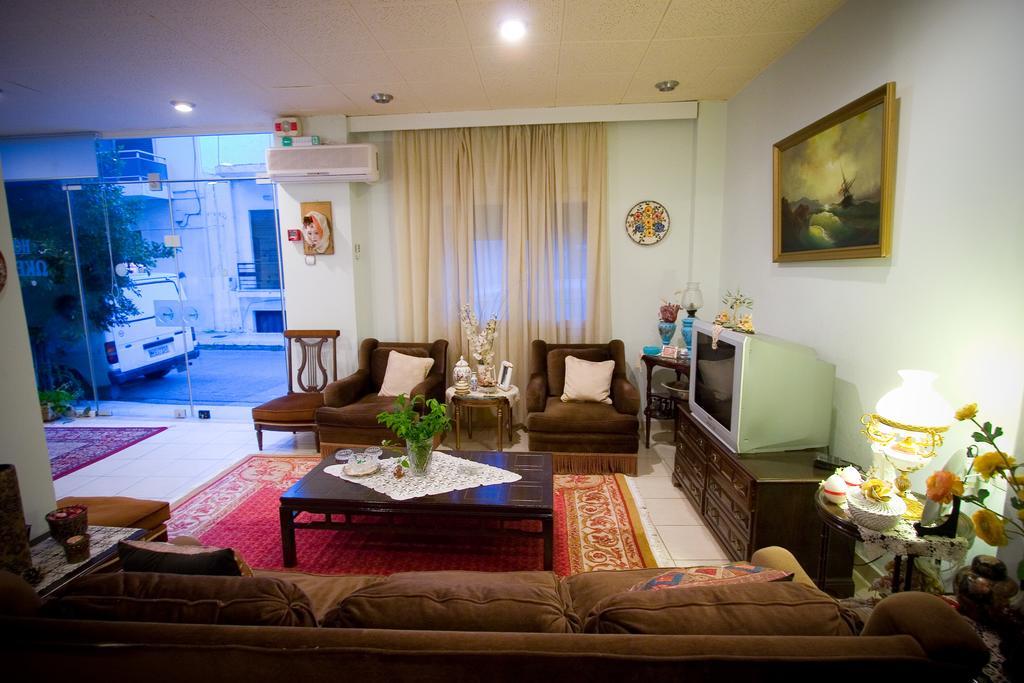 Oceanis Hotel Лутра Едипсу Екстериор снимка