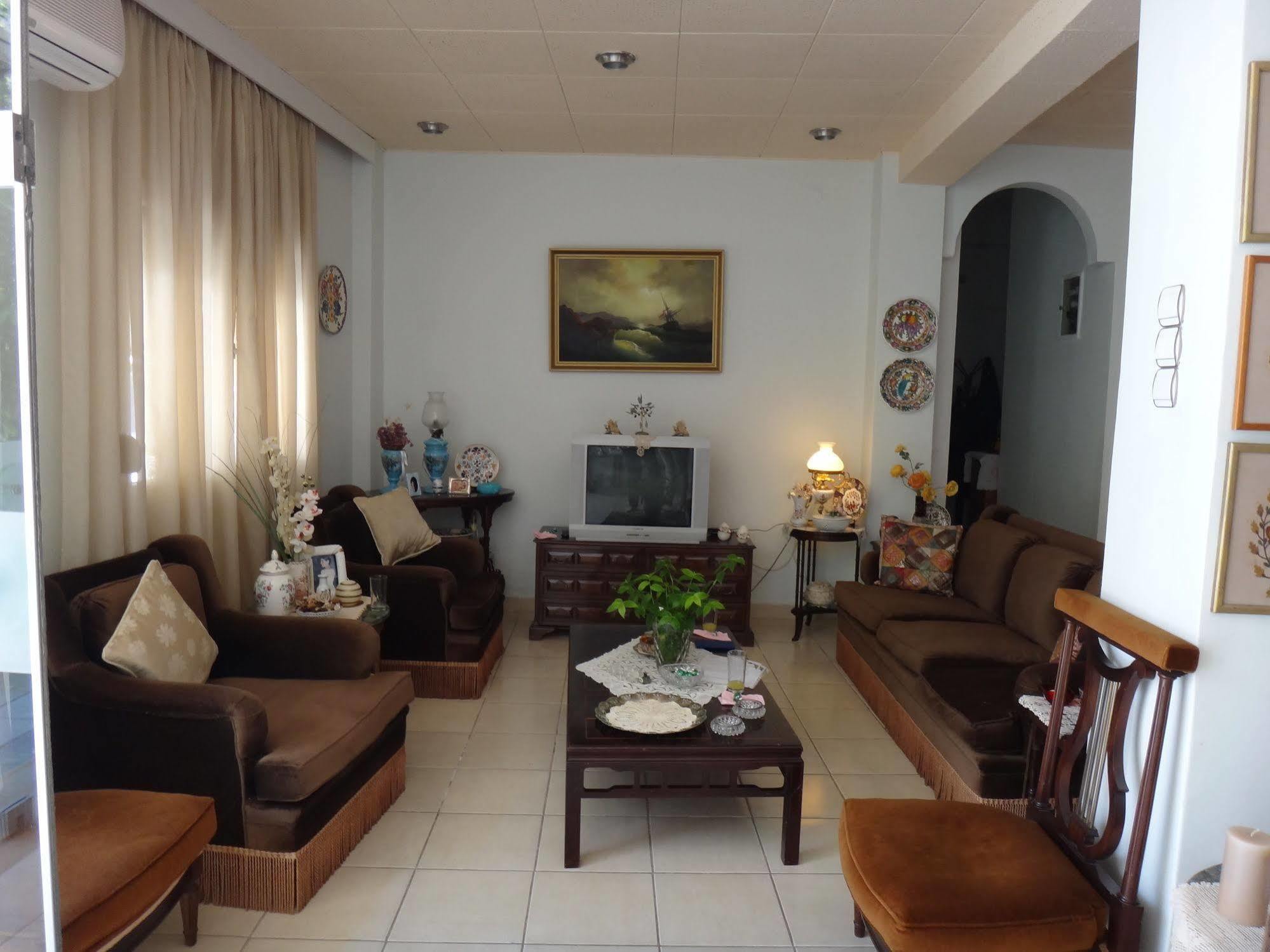 Oceanis Hotel Лутра Едипсу Екстериор снимка
